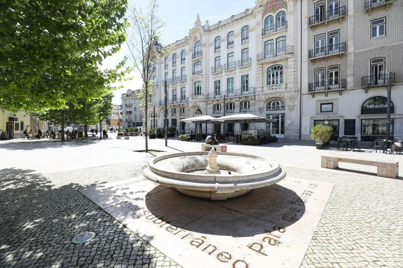 4 Bedroom Apartment On The City Center Lisbon Exterior photo