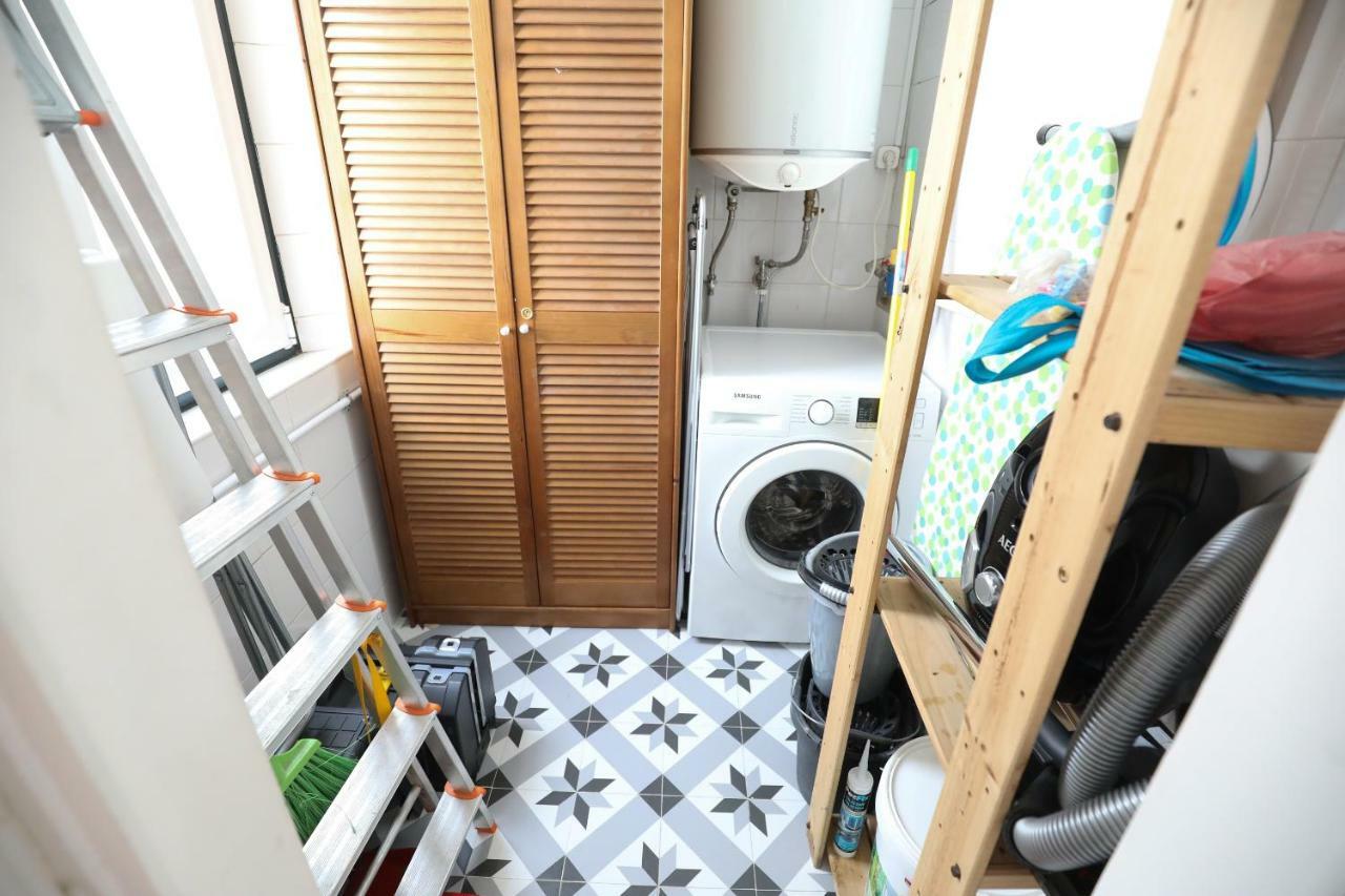 4 Bedroom Apartment On The City Center Lisbon Exterior photo