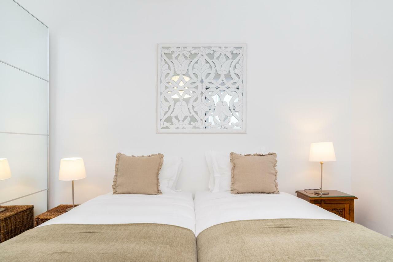 4 Bedroom Apartment On The City Center Lisbon Exterior photo